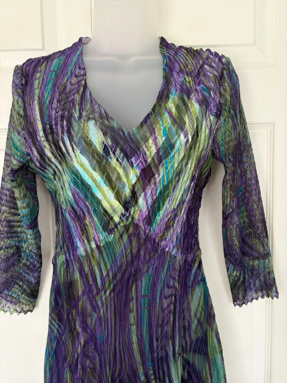 Komarov Part Dress Midi 3/4 Sleeve Charmeuse Dress Purple Green size Small - Picture 2 of 16